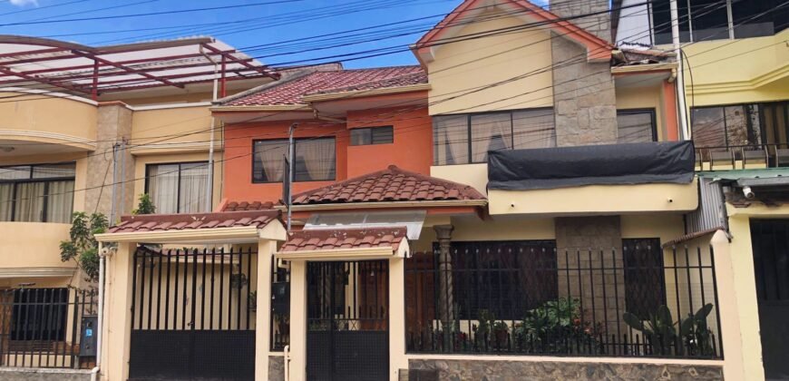 Casa de venta en Biblián